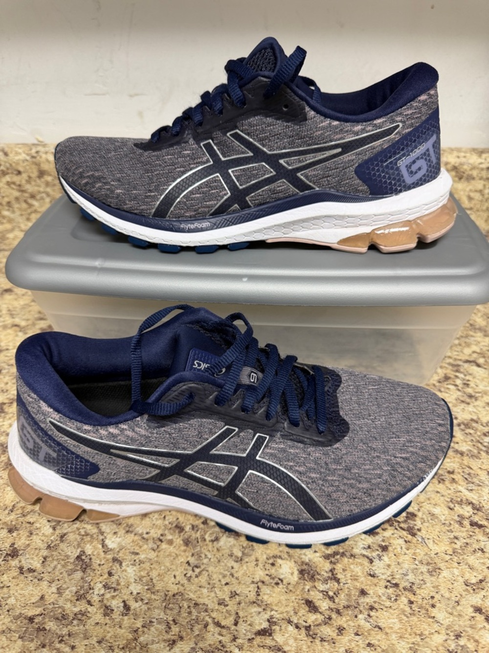 ASICS Women’s GT-1000 9 Duomax - Navy Pink 9
